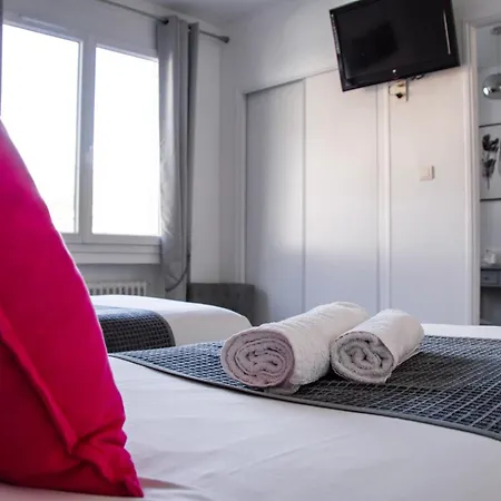 Le Tivoli Theopolis Отель Систерон