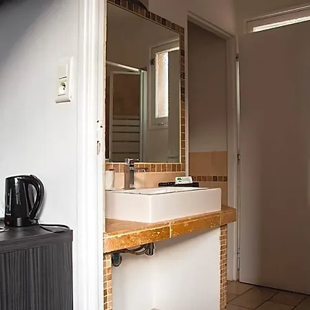 Le Tivoli Theopolis Отель 2*