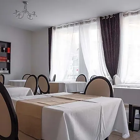 Le Tivoli Theopolis Отель
